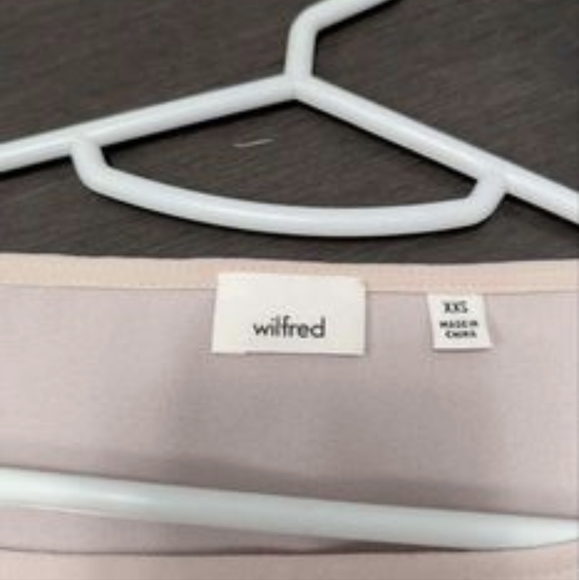 Aritzia Pozzi Blouse - Picture 2 of 2